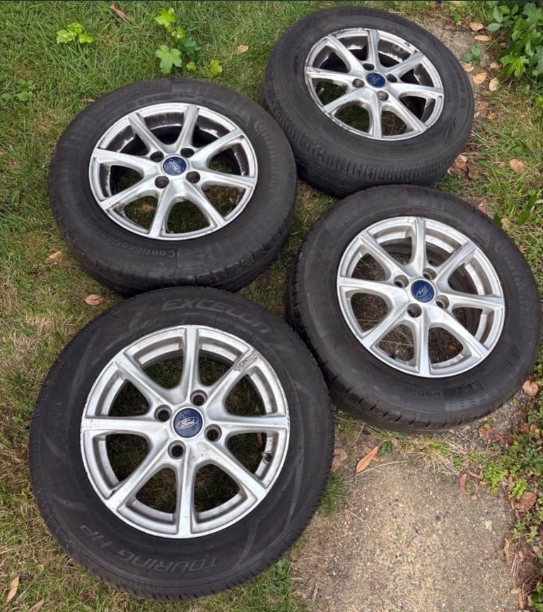 15” 4x108 Ford fiesta zetec ecoboost twin spoke alloy wheels alloys with tyres Mk8