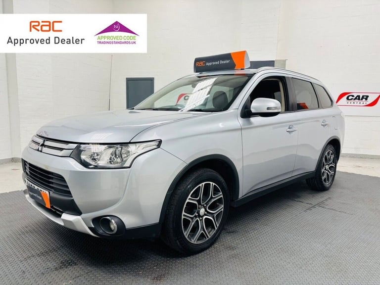 image for 2015 Mitsubishi Outlander 2.2 DI-D GX3 SUV 5dr Diesel Manual 4WD Euro 5 (s/s) (150 ps) Diesel Manual
