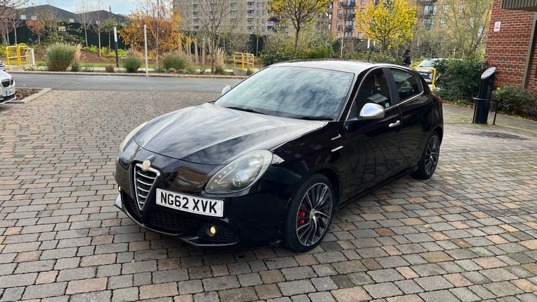 Alfa Romeo, 1.4L Sportiva Turbo Petrol GIULIETTA, Hatchback, 2012, Manual, 1368 (cc), 5 doors