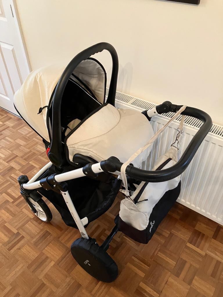 Venicci 3-in-1 travel system pram pushchair car seat (offers accepted)