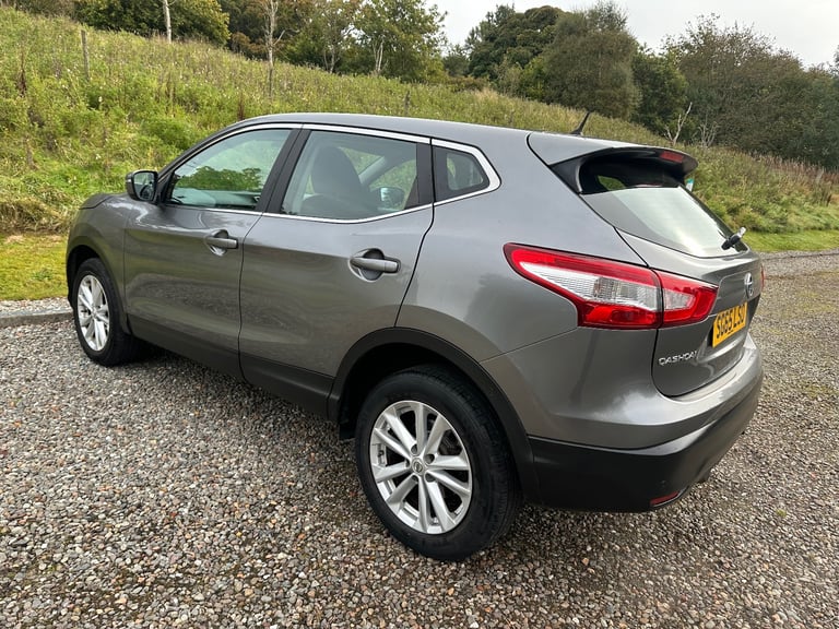Nissan, QASHQAI, Hatchback, 2015, Manual, 1197 (cc), 5 doors
