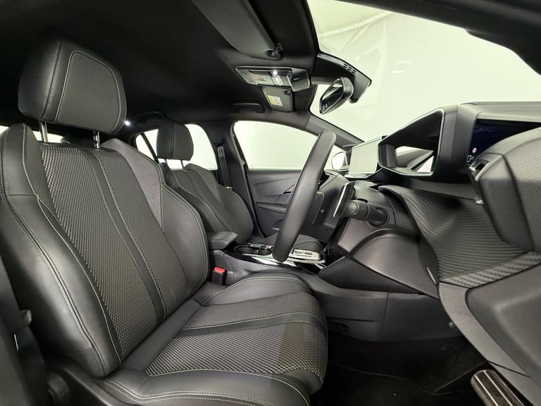 2025 Peugeot 208 1.2 Hybrid 136 GT 5dr e-DSC6 HATCHBACK PETROL Automatic