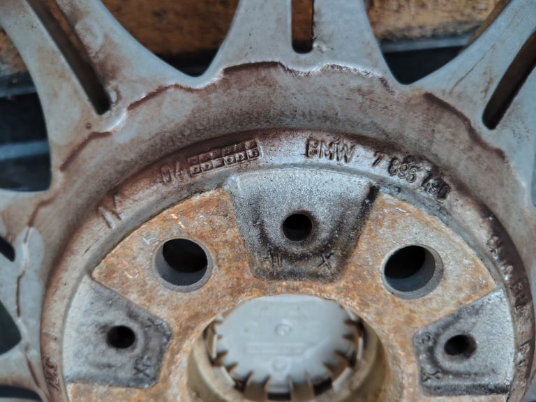 BMW msport alloy wheels 2x 8.5j rears 1x front 8j