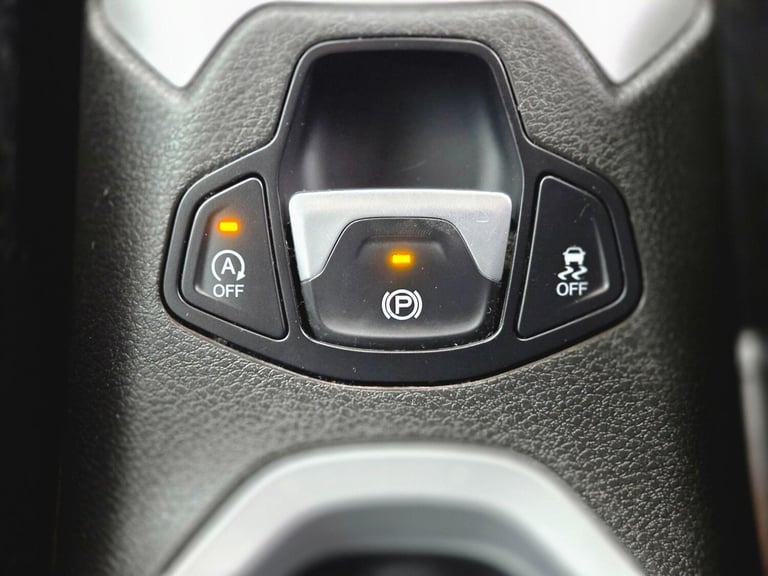 2017 Jeep Renegade 1.4T MultiAirII Limited DDCT Euro 6 (s/s) 5dr ESTATE Petrol Automatic