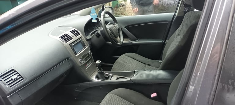 Toyota, AVENSIS, Saloon, 2011, Manual, 1998 (cc), 4 doors