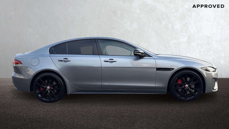 2021 Jaguar XE 2.0 D200 R-Dynamic Black 4dr Auto Saloon Diesel Automatic