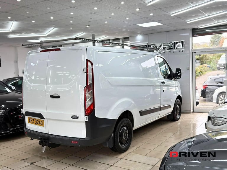 FORD TRANSIT CUSTOM 2.2 TDCI 290 ECO TECH TREND PANEL VAN +EURO 6 +FREE DELIVERY