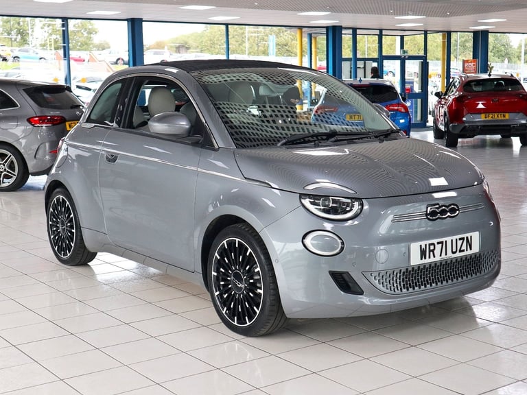 image for 2022 Fiat 500e La Prima Cabrio 42kwh 2DR Cabriolet Electric Cabriolet Electric Automatic