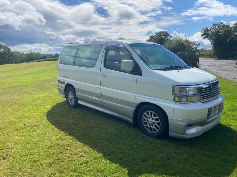 image for Nissan elgrand 