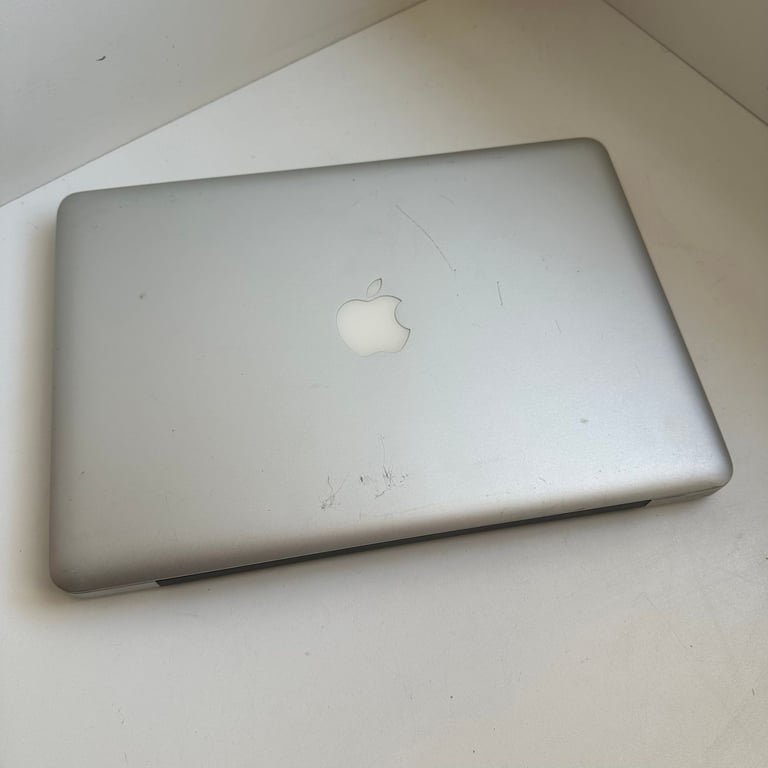 Apple MacBook Pro