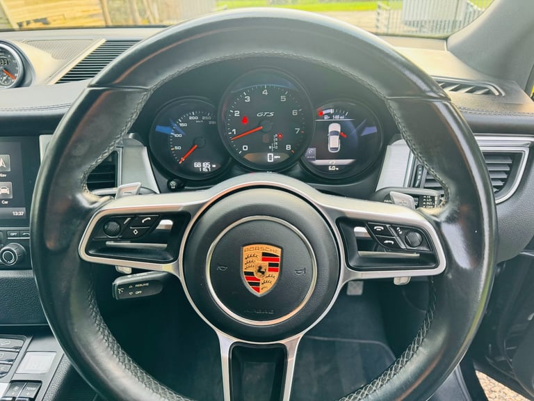 PORSCHE MACAN 2016 66 PLATE 3.0 GTS SPORT CHRONO PACKAGE IMMACULATE CONDITION