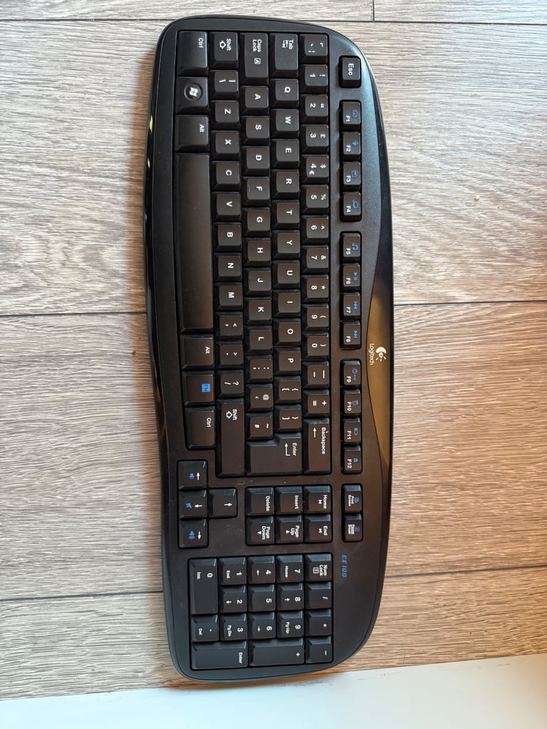 60cm Acer Monitor with usb mouse and keyboard