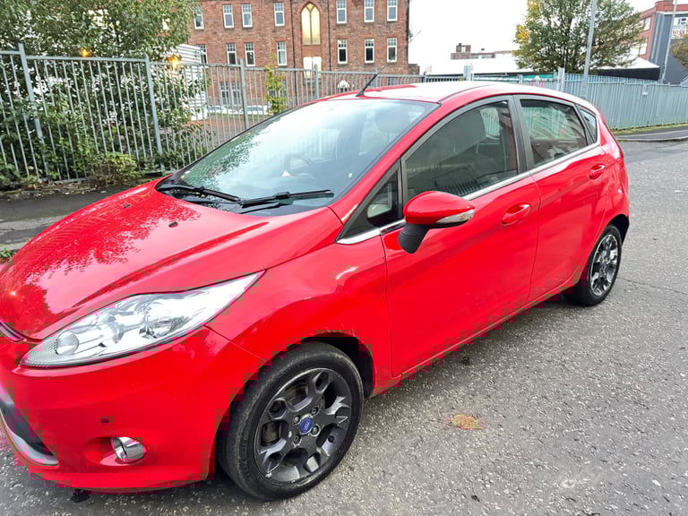 ( 2011 - DIESEL) FORD FIESTA TDCI 1.4*£20 TAX*MOT-1 YEAR *like vauxhall astra corsa focus mazda 2