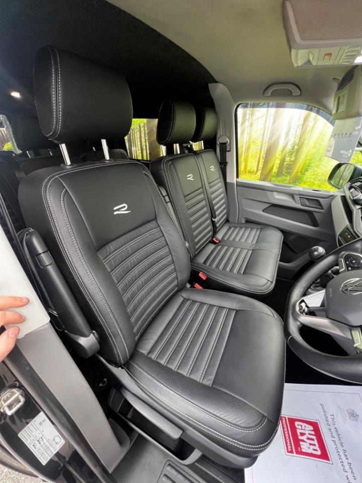 2023 Volkswagen Transporter 2.0 TDI 150 Highline combi van 5 door Combi Van 