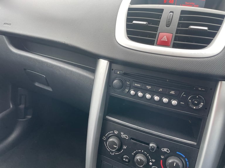 PEUGEOT 207 1.4 ENVY 11 REG BLUE 3 DOOR MOT JANUARY 6TH 2026 LOW INSURANCE 45+MPG