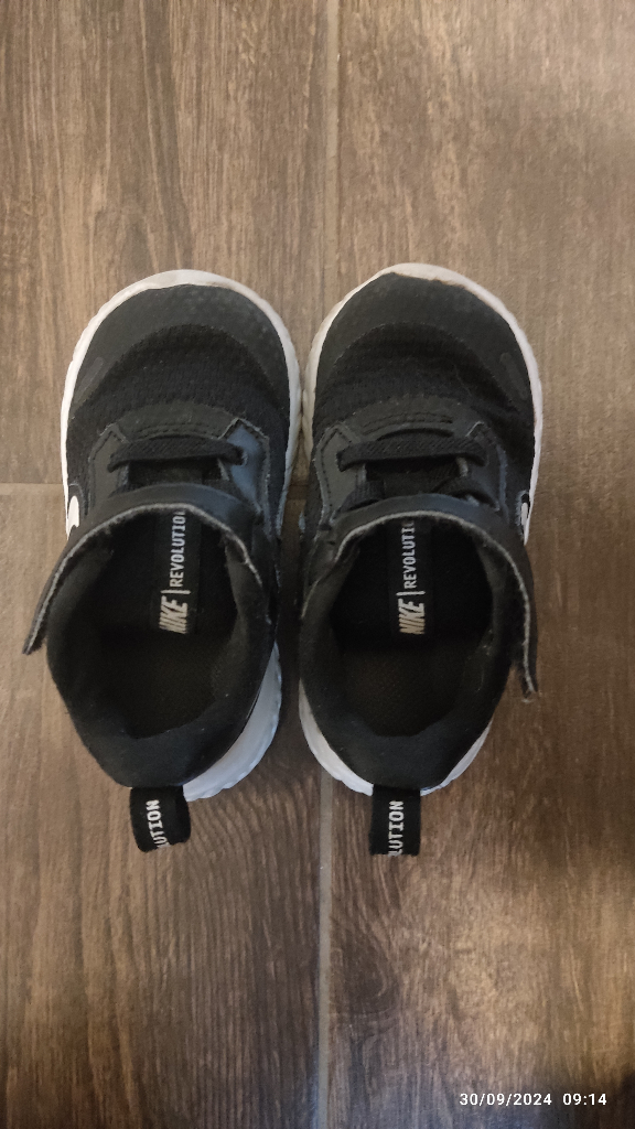 Toddler winter boots, trainers sizes 4-5