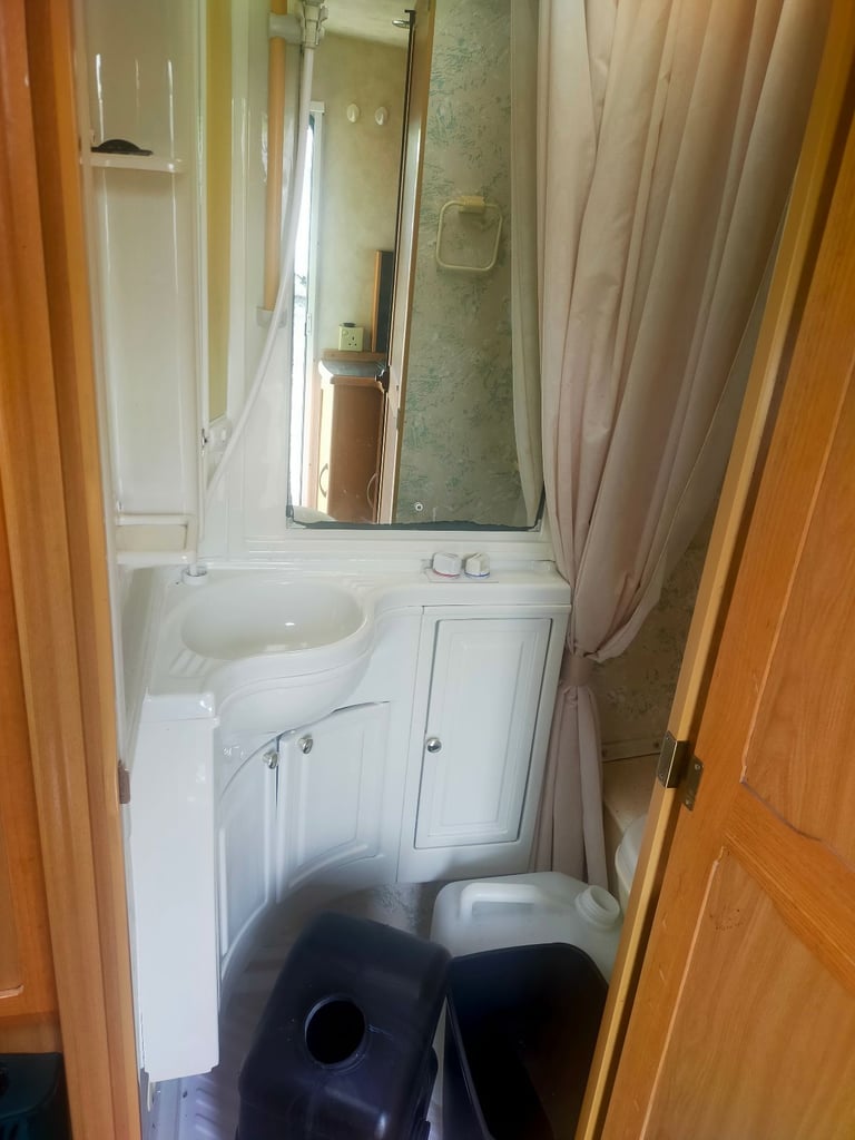 Elddis EX2000 Whirlwind 