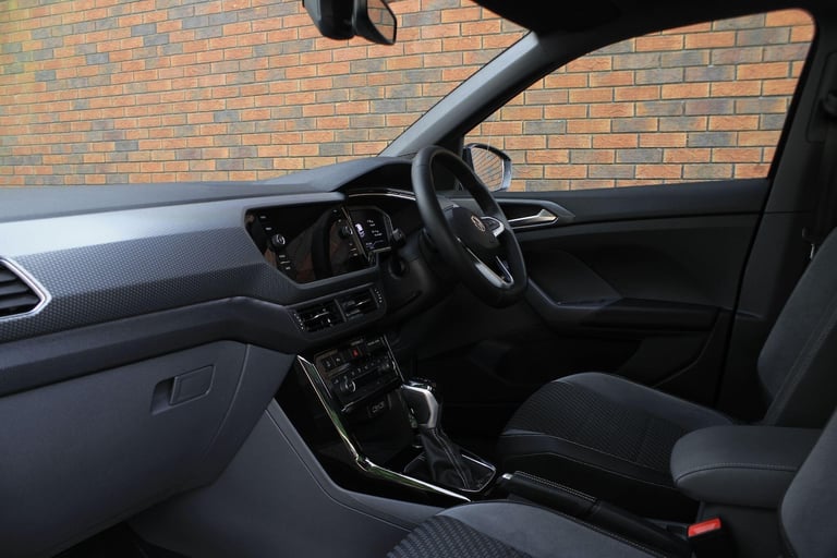 2020 Volkswagen T-Cross 1.0 TSI R-Line DSG Euro 6 (s/s) 5dr HATCHBACK Petrol Automatic