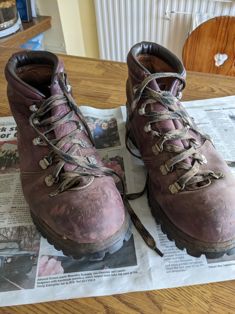 Hiking boots | Stuff for Sale - Gumtree