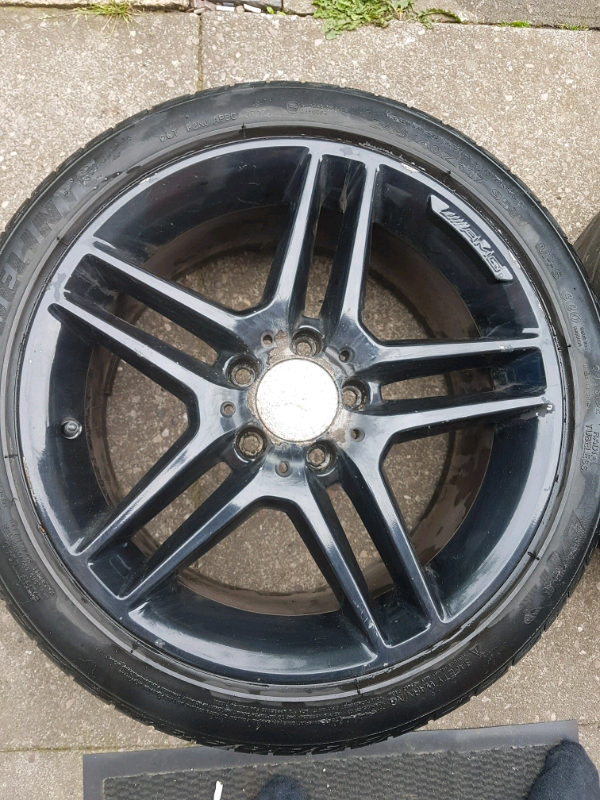 Alloy wheels 