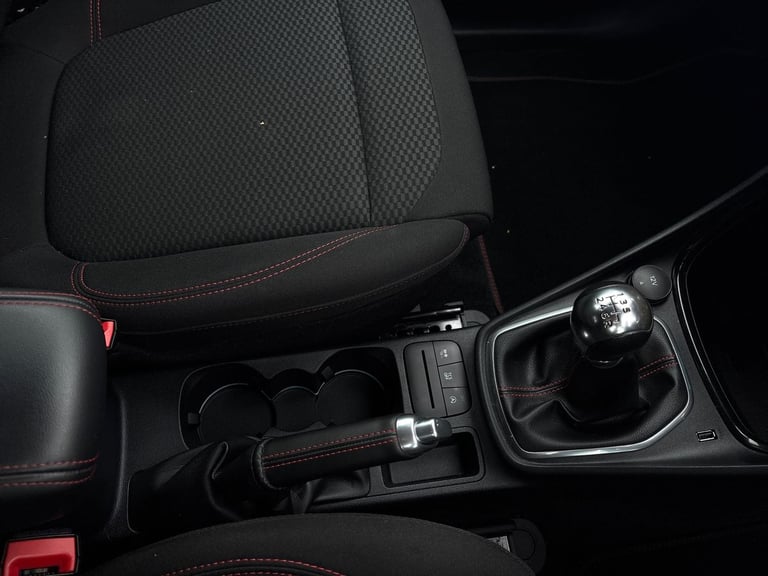 2023 Ford Puma 1.0 EcoBoost Hybrid mHEV ST-Line 5dr Hatchback PETROL Manual