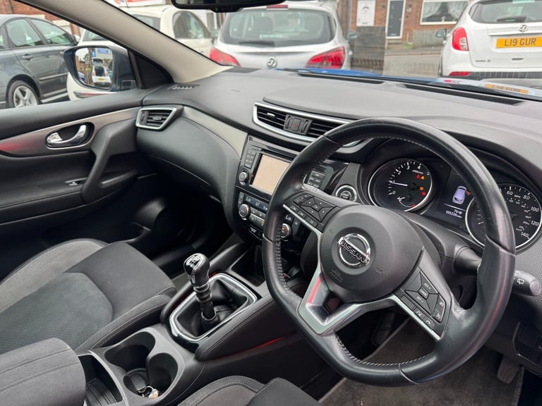 2018 Nissan Qashqai 1.2 DiG-T N-Connecta 5dr HATCHBACK Petrol Manual