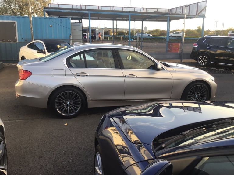 2013 BMW 3 Series 320d Luxury 4dr Step Auto SALOON Diesel Automatic