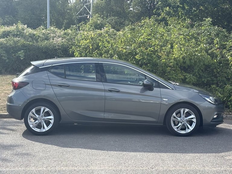 2018 Vauxhall Astra 1.6 CDTi BlueInjection SRi Hatchback 5dr Diesel Manual Euro 6 (s/s) (136 ps H...