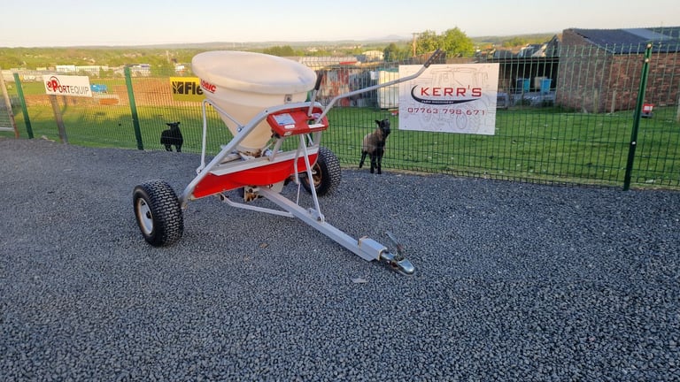 Quad atv logic fertiliser grass seed salt spreader farm livestock tractor 