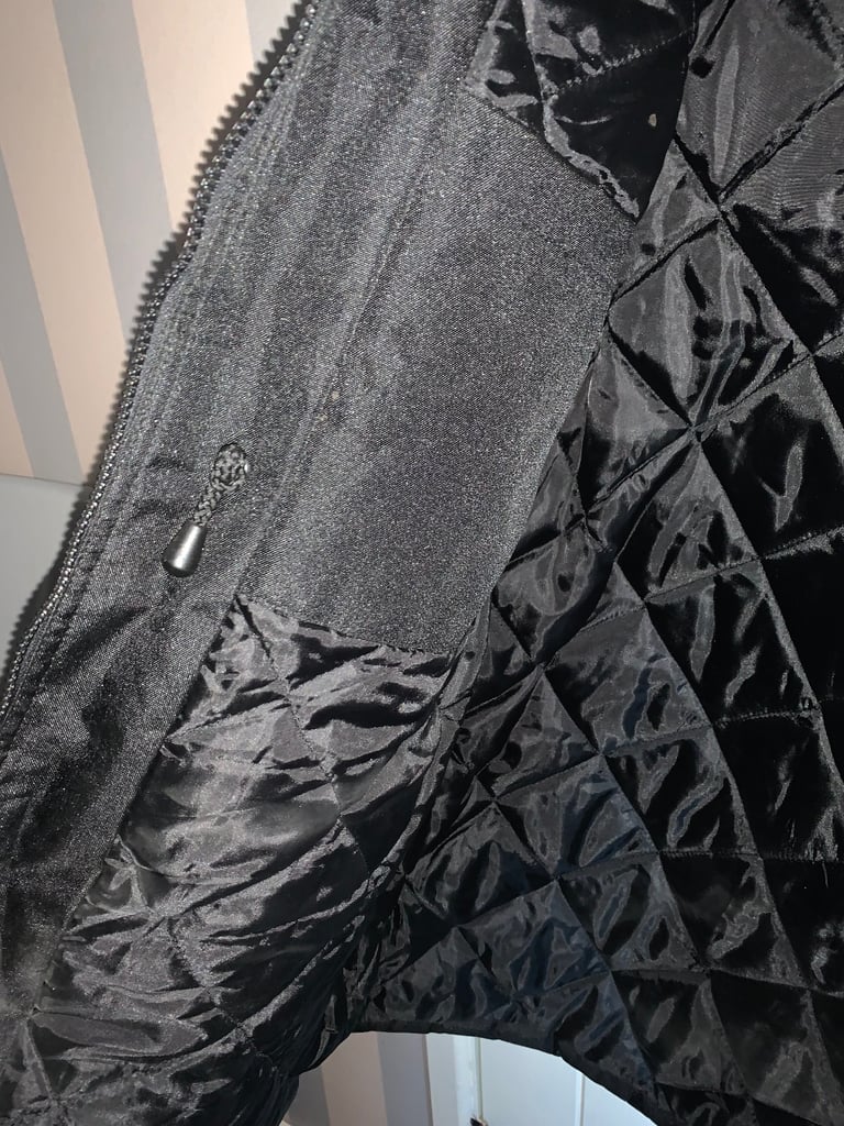 New/unworn Dickies Men’s Utility Coat PVC Coating Hooded Quilted Lining Size L see measurements