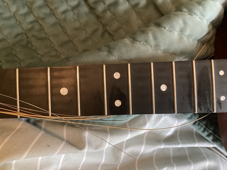 Martin Dreadnought Junior 10 ( £295)- BARGAIN!!!!!!!!