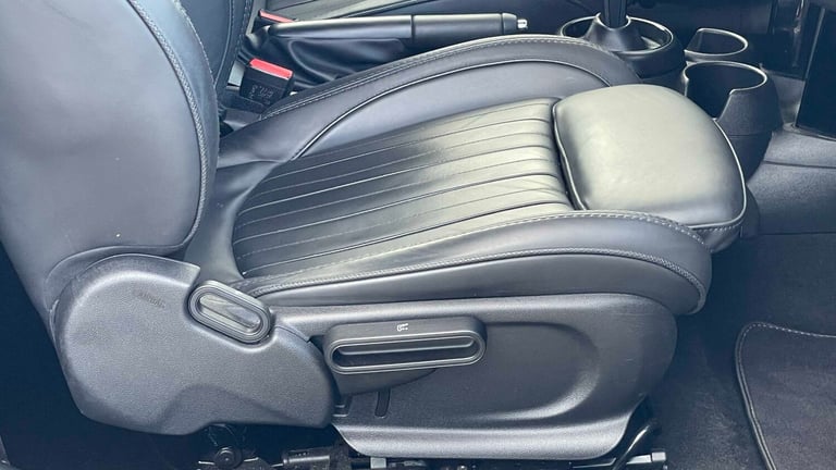 2023 MINI Hatch 1.5 Cooper Exclusive 3dr Auto HATCHBACK PETROL Automatic