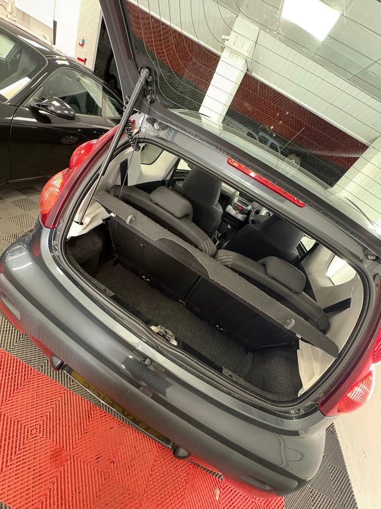 Peugeot, 107, Hatchback, 2014, Manual, 998 (cc), 3 doors