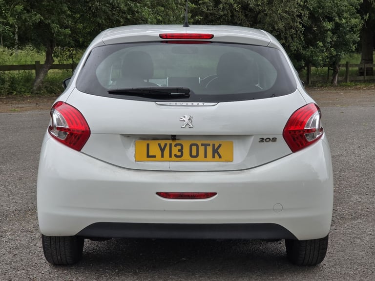 PEUGEOT 208, 2013, 1.0 PETROL MANUAL, MOT AUGUST 2026. SERVICE HISTORY. VERY CHEAP TO RUN 