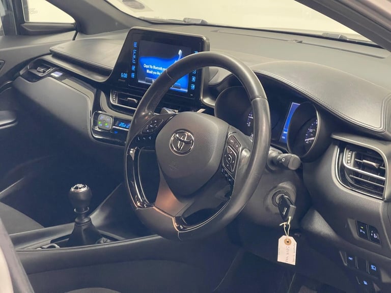 2018 Toyota C-HR 1.2 VVT-i Icon Euro 6 (s/s) 5dr HATCHBACK Petrol Manual