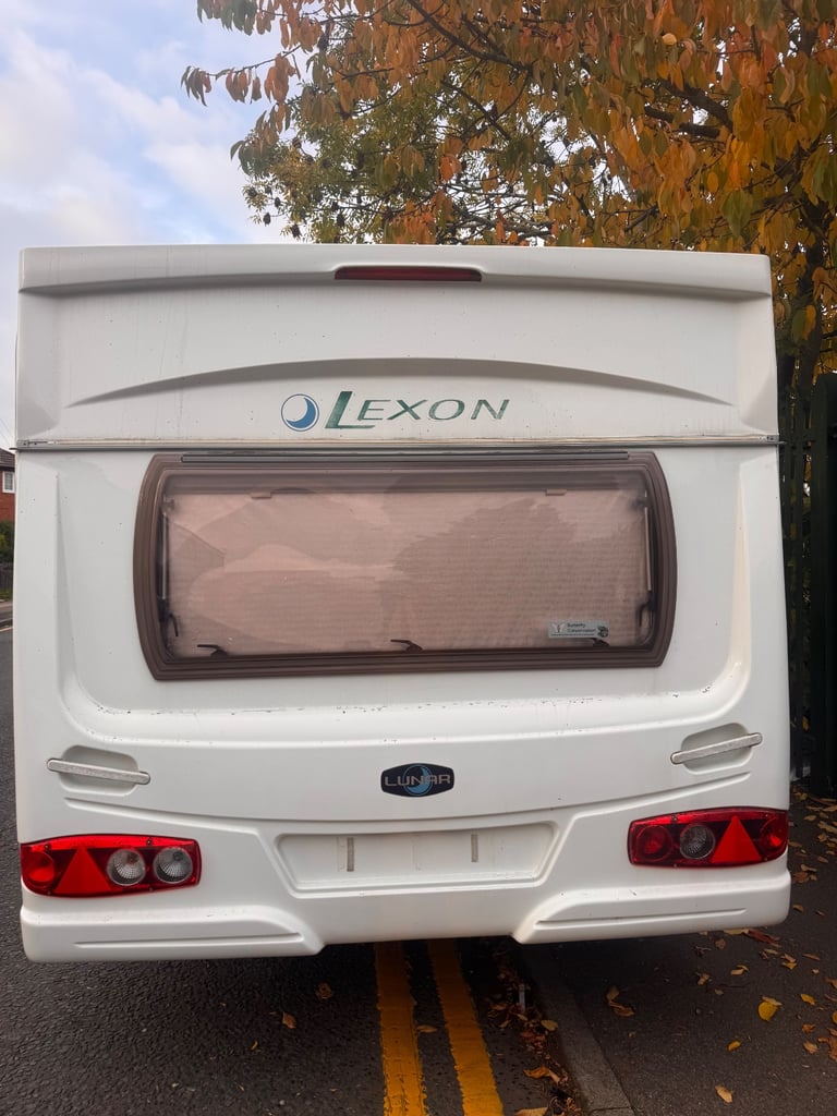 Lunar Lexon 2005 5 berth 