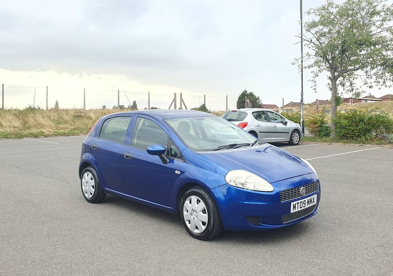 image for Fiat Punto Long Mot Hatchback, 2009, Manual, 1368 (cc), 5 doors