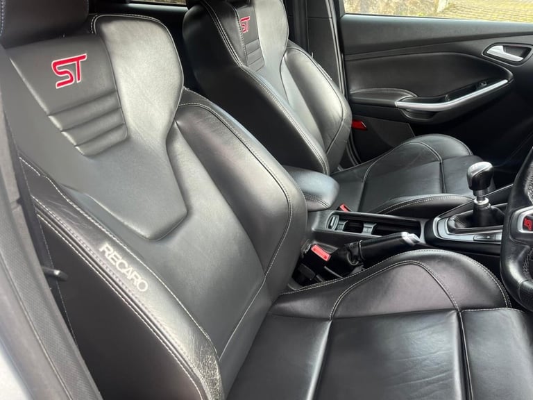 2017 Ford Focus 2.0T EcoBoost ST-3 5dr HATCHBACK PETROL Manual