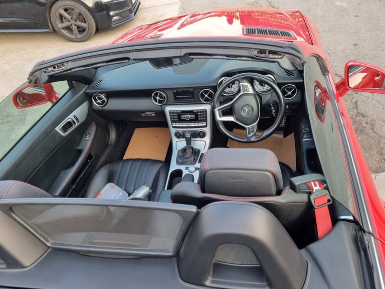 2012 Mercedes-Benz SLK SLK200 BLUEEFFICIENCY AMG SPORT 2-Door Petrol