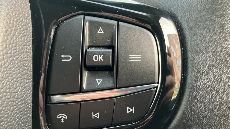 2025 Ford Transit Custom 320 L2 Diesel Fwd 2.0 EcoBlue 136ps H1 Double Cab Van Limited Auto Crew ...