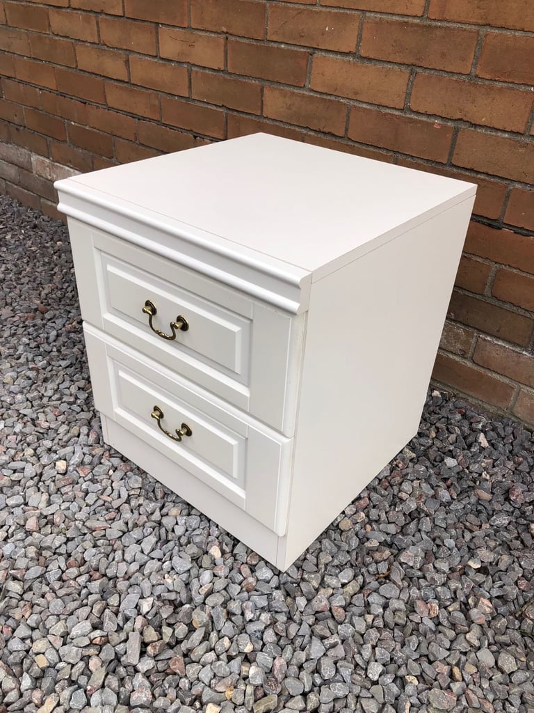 image for 2 Drawer Bedside Table - Chest of Drawers - White - Smooth gliding mechanism