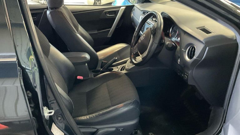 2015 Toyota Auris 1.8 VVT-h Excel CVT Euro 5 (s/s) 5dr HATCHBACK Petrol/Electric Hybrid Automatic