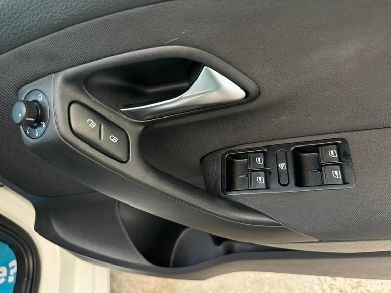 2013 Volkswagen Polo 1.2 TSi BLUEMOTION Hatchback Petrol Automatic