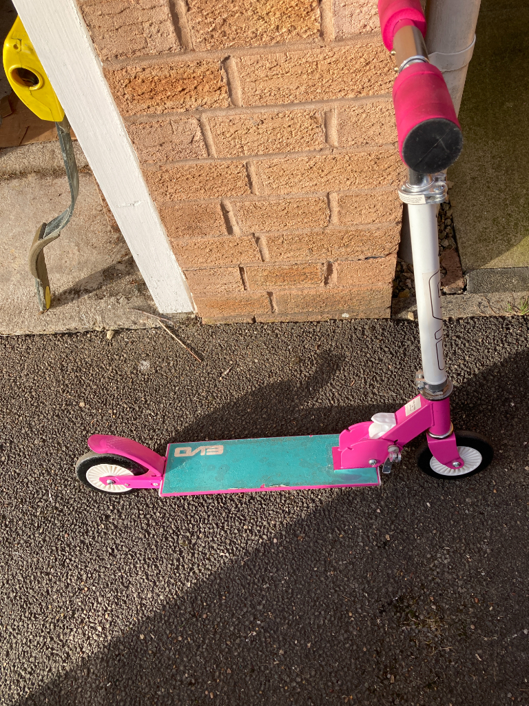 Kids Evo 2 wheeled scooter