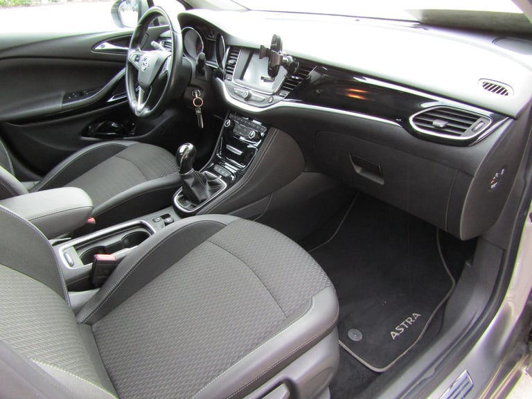 2017 Vauxhall Astra (OPEL) 1.6 CDTi SPORTS TOURER+ EURO 6 (s/s) DIESEL LEFT HAND DRIVE Estate Die...