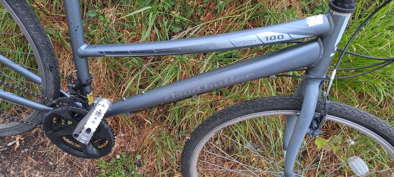 Ladies Claud Butler hybrid aluminium frame townbike 