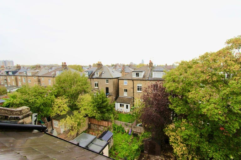 image for N4 4 Double Bedrooms. Close to Tube,Train,shops,park,buses,ameniites and more 
