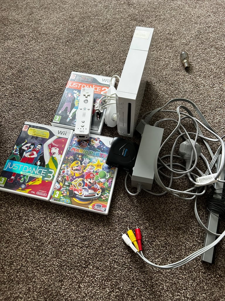 image for Nintendo wii with the wii sports game 