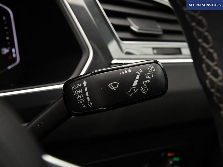2020 Volkswagen Tiguan 2.0 TSi 230 4Motion SEL 5dr DSG ESTATE PETROL Automatic
