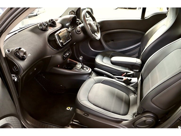 2022 smart fortwo 17.6kWh Prime Exclusive Coupe 2dr Electric Auto (22kW Charger) (82 ps) Coupe El...